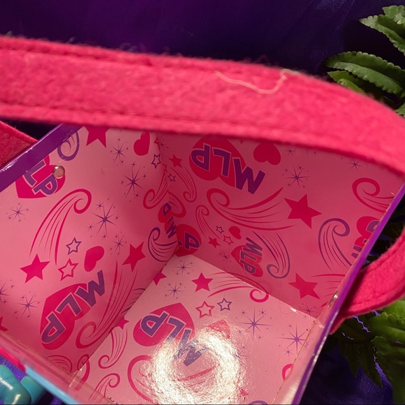 📌My little pony bundle & paperboard bucket some are vintage - Picture 10 of 13